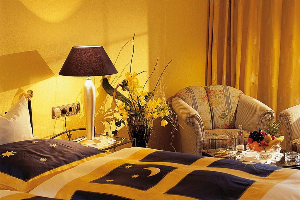 Rueters Parkhotel فيلنغن الغرفة الصورة