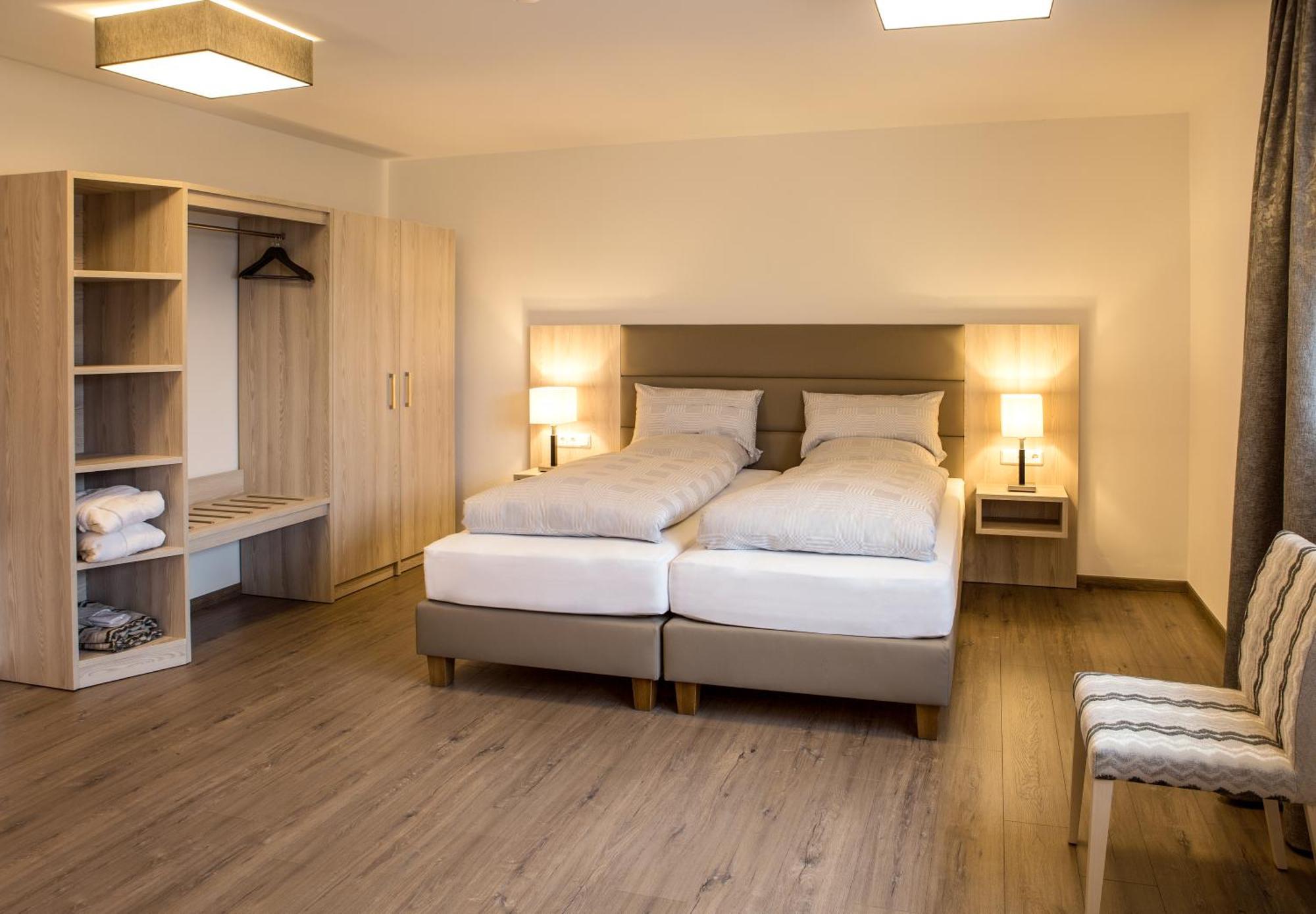 Rueters Parkhotel فيلنغن المظهر الخارجي الصورة